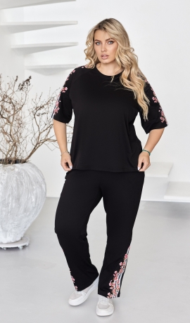 LIA24705 Divdaļīgs trikotāžas kostīms