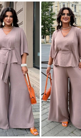 LIA25039 Elegants divdaļīgs bikškostīms 