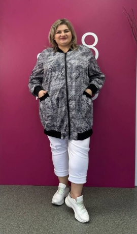 LIA18479 Bomber stila virsjaka